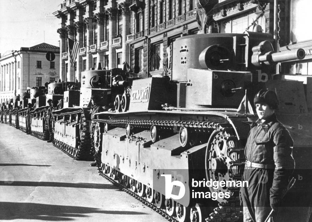 Red Army tanks, 1940 (b/w photo)