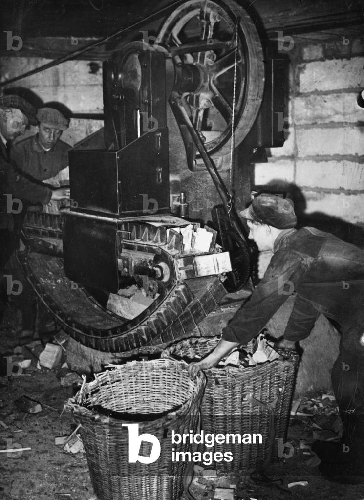 Wood gas station, 1935 (b/w photo)
