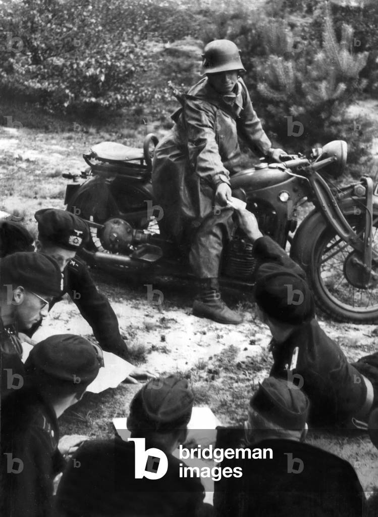 Soldiers of the armored troops during maneuver, 1935 (b/w photo)