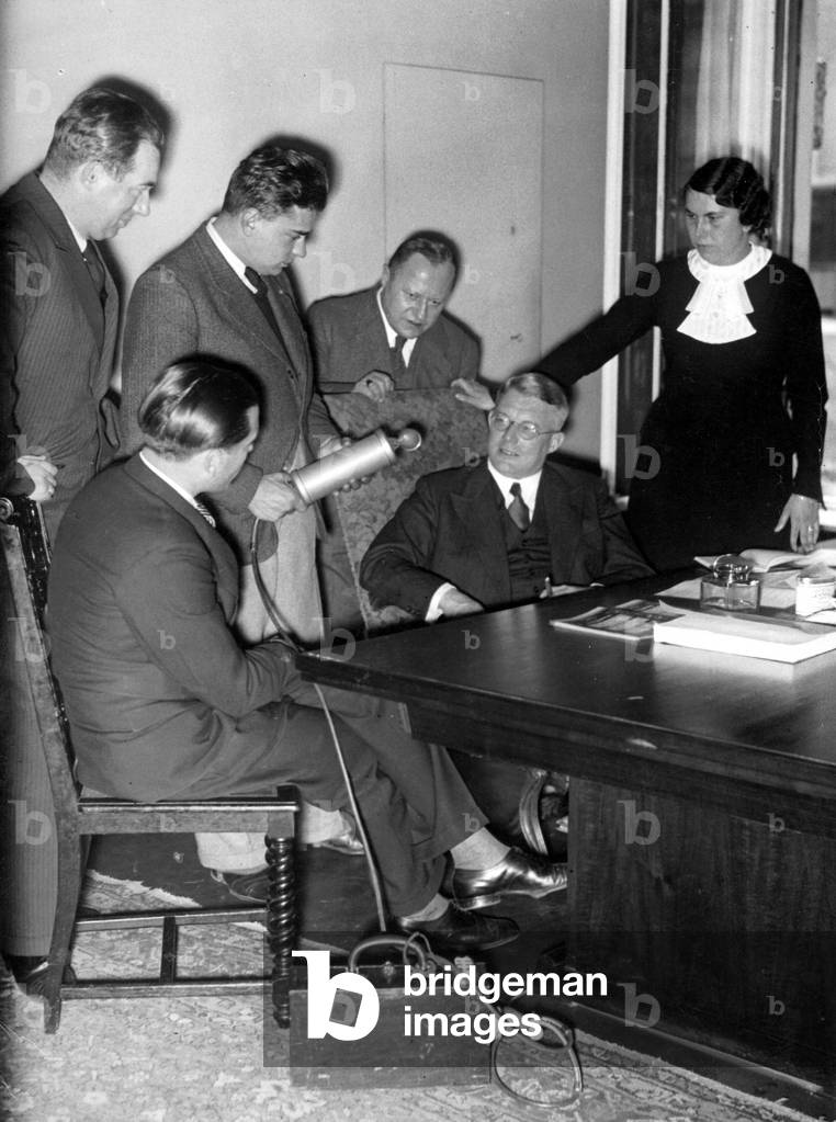 Dr. Werner Pleister with W. Bischoff, 1934 (b/w photo)