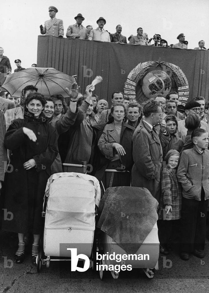 Withdrawal of Russians from Magdeburg, 1956 (b/w photo)