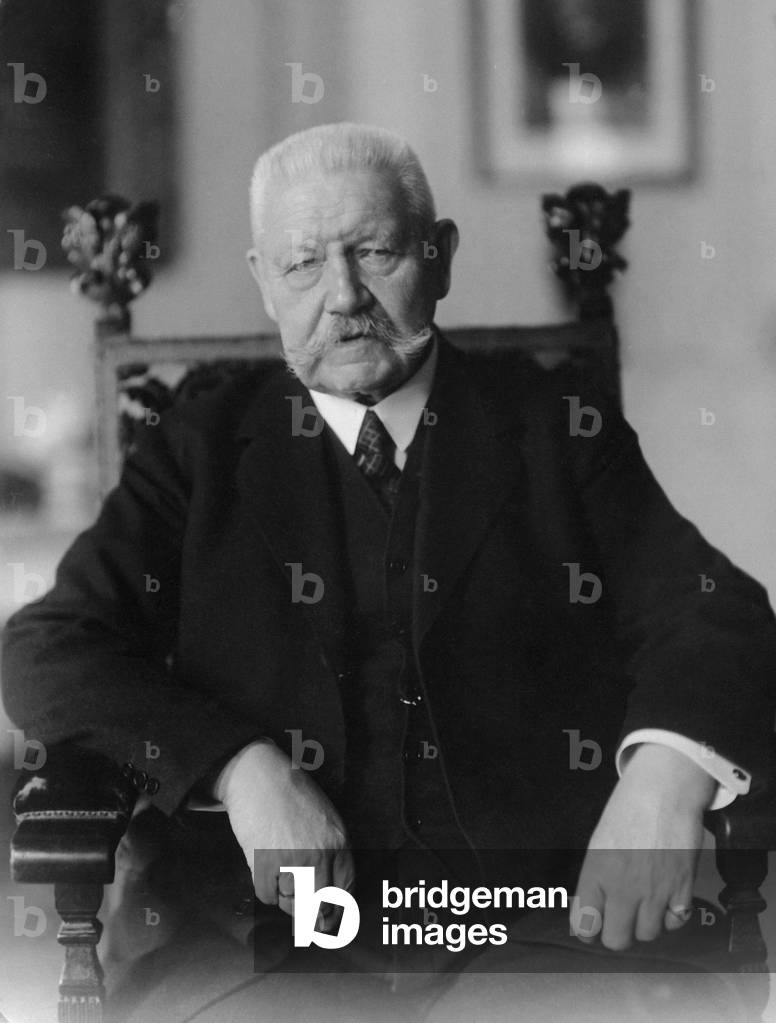 Paul von Hindenburg, 1930 (b/w photo)