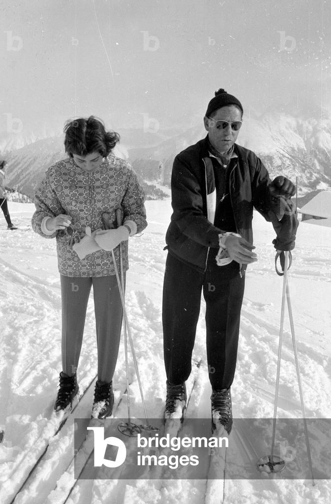 Soraya skiing in St. Moritz, 1959 (b/w photo)
