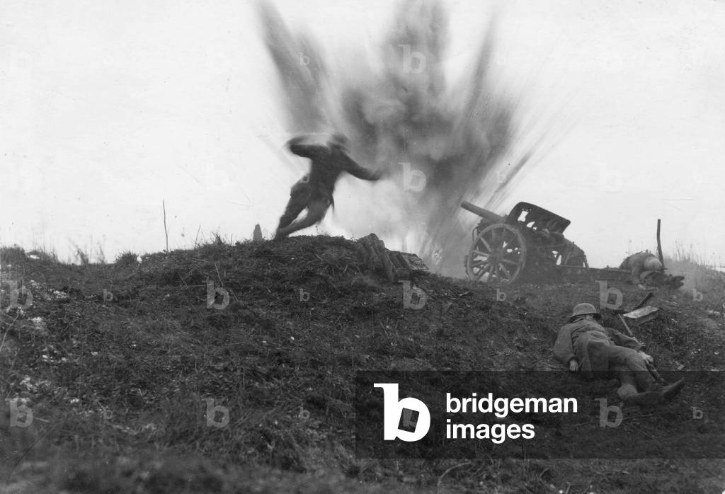 German soldiers on the Western Front in the First World War, 1916 (b/w photo)