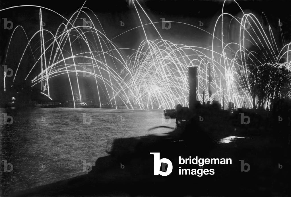 Fireworks of the German High Seas Fleet at Wilhelmshaven after the proclamation of the Republic, 1918 (b/w photo)