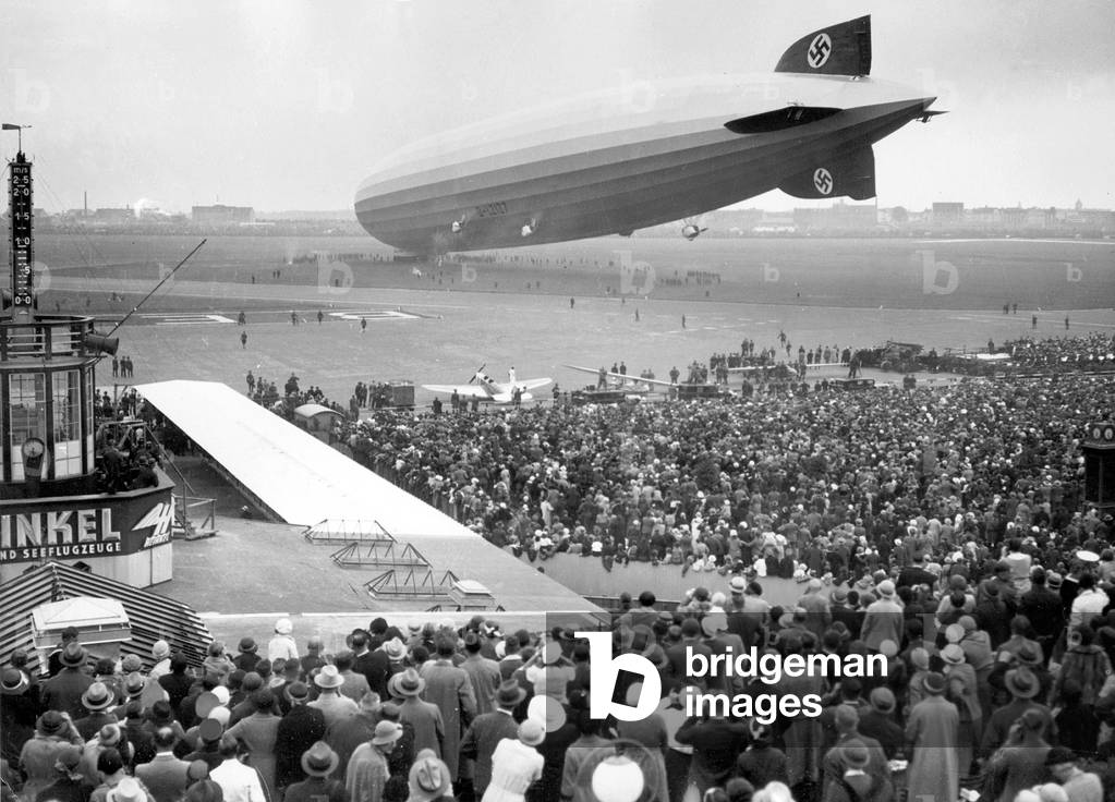 Airship 'Graf Zeppelin' at the airport Berlin-Tempelhof, 1934 (b/w photo)