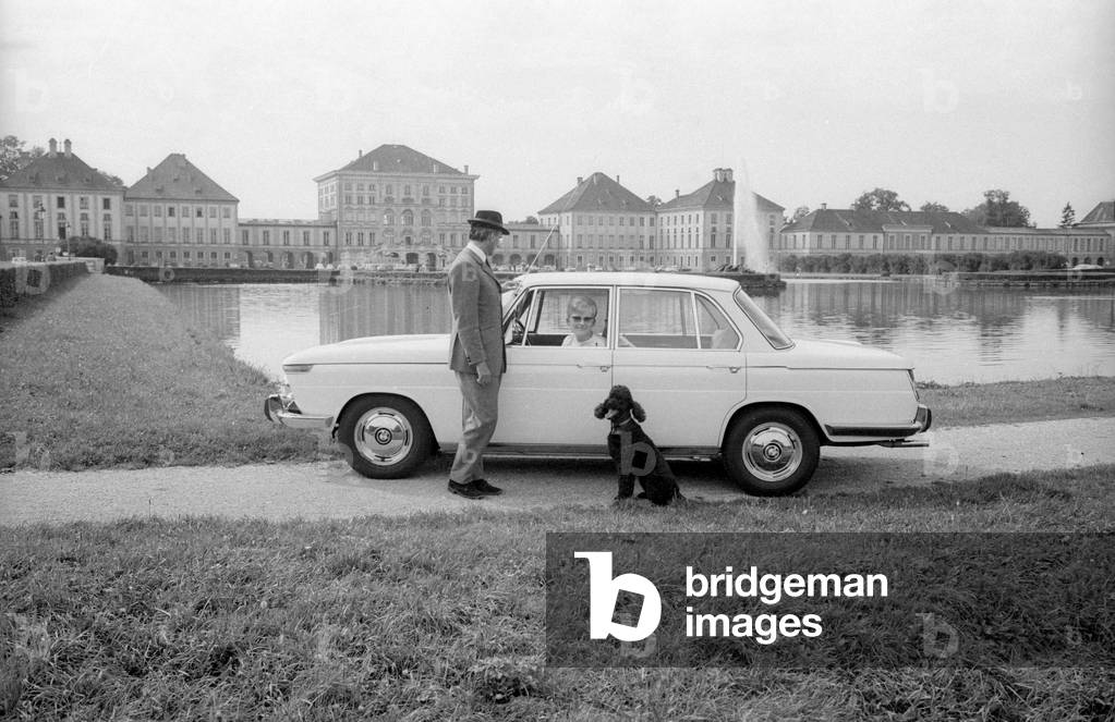 BMW 2000 TI, 1966 (b/w photo)