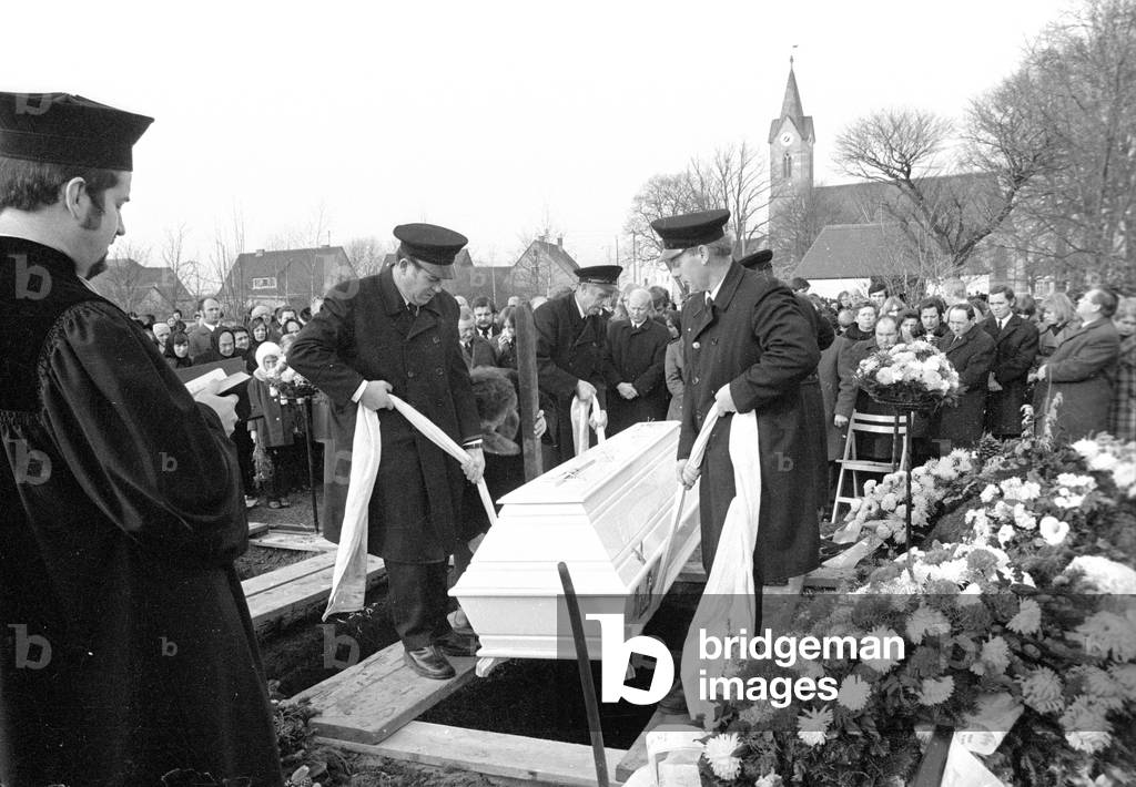Funeral in Gunzenhausen, 1974 (b/w photo)