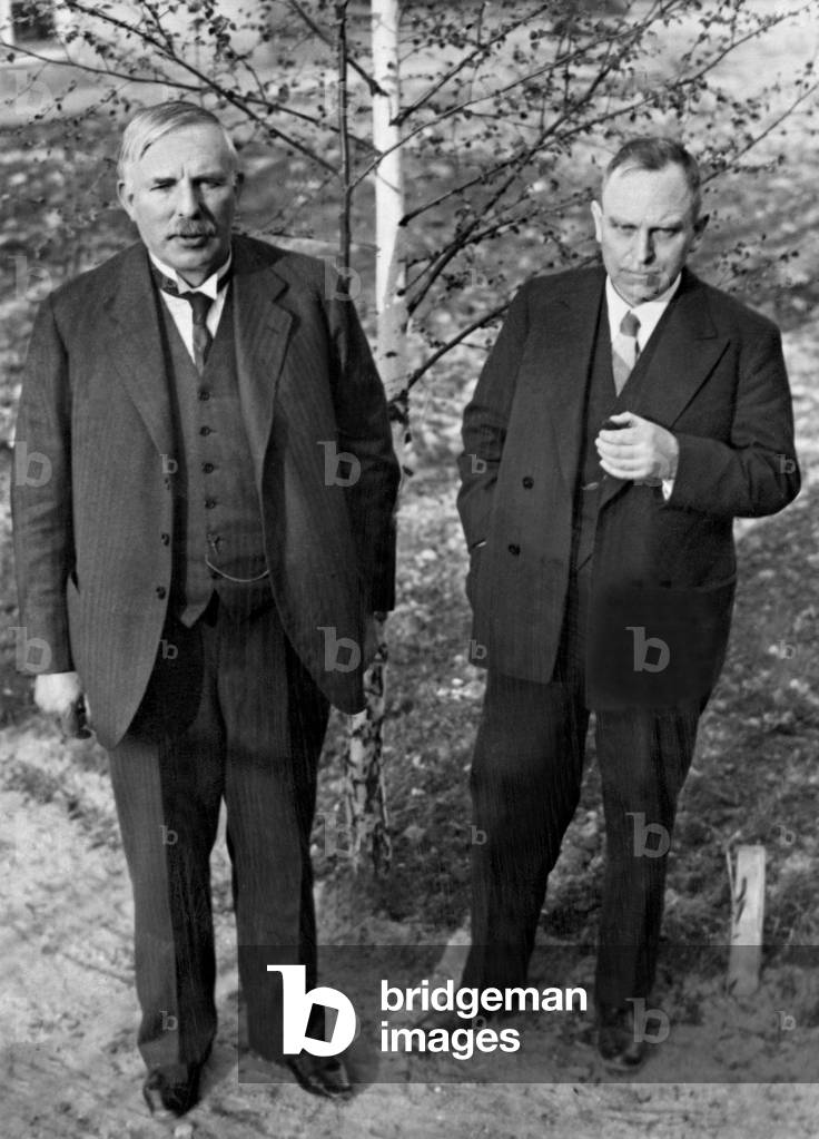 British physicist Ernest Rutherford, who in 1908 received the Nobel Prize in Chemistry, and German chemist and director of the Kaiser Wilhelm Institute for Chemistry, Otto Hahn, 1920s (b/w photo)