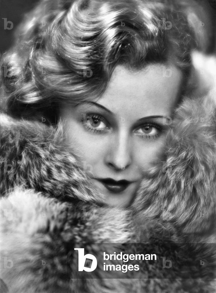 Lilian Harvey (b/w photo)