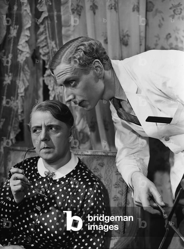 Claire Reigbert and Guenther Lueders in 'Die toerichte Jungfrau', 1935 (b/w photo)