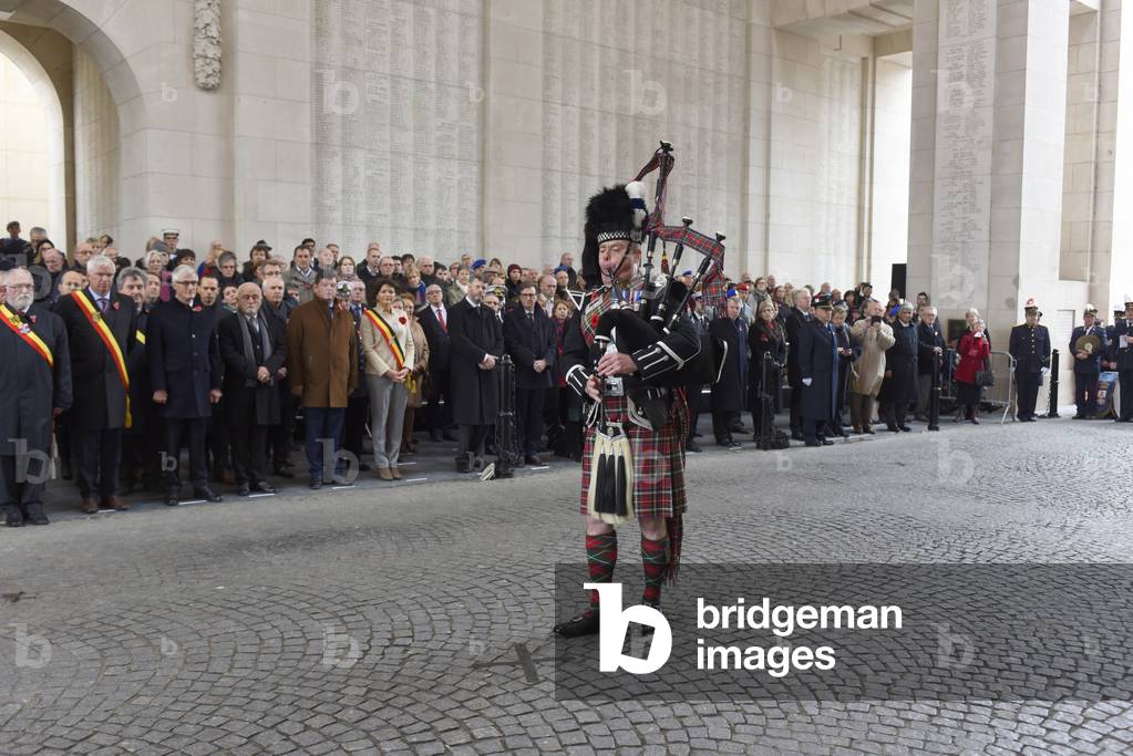 NRW Minister of Education Sylvia Loehrmann at the commemoration of the 1st World War, Menin Gate, Ypres, 11th November 2015 (photo)