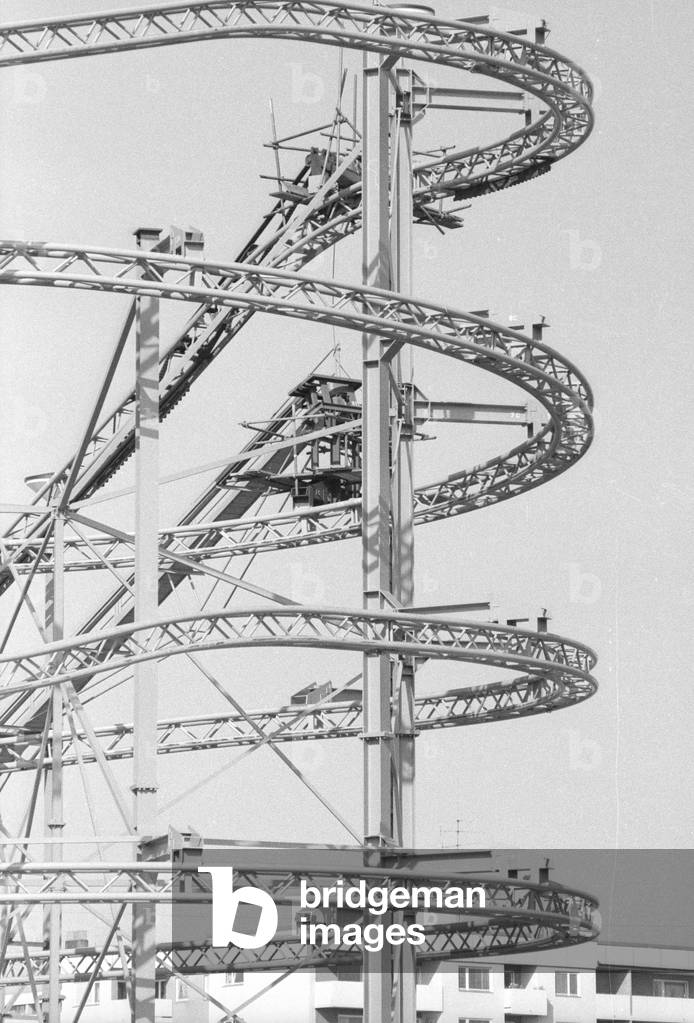 A roller coaster of Messerschmitt-Boelkow-Blohm, 1974 (b/w photo)