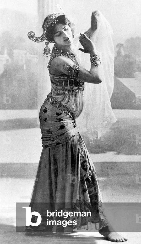Mata Hari (b/w photo)