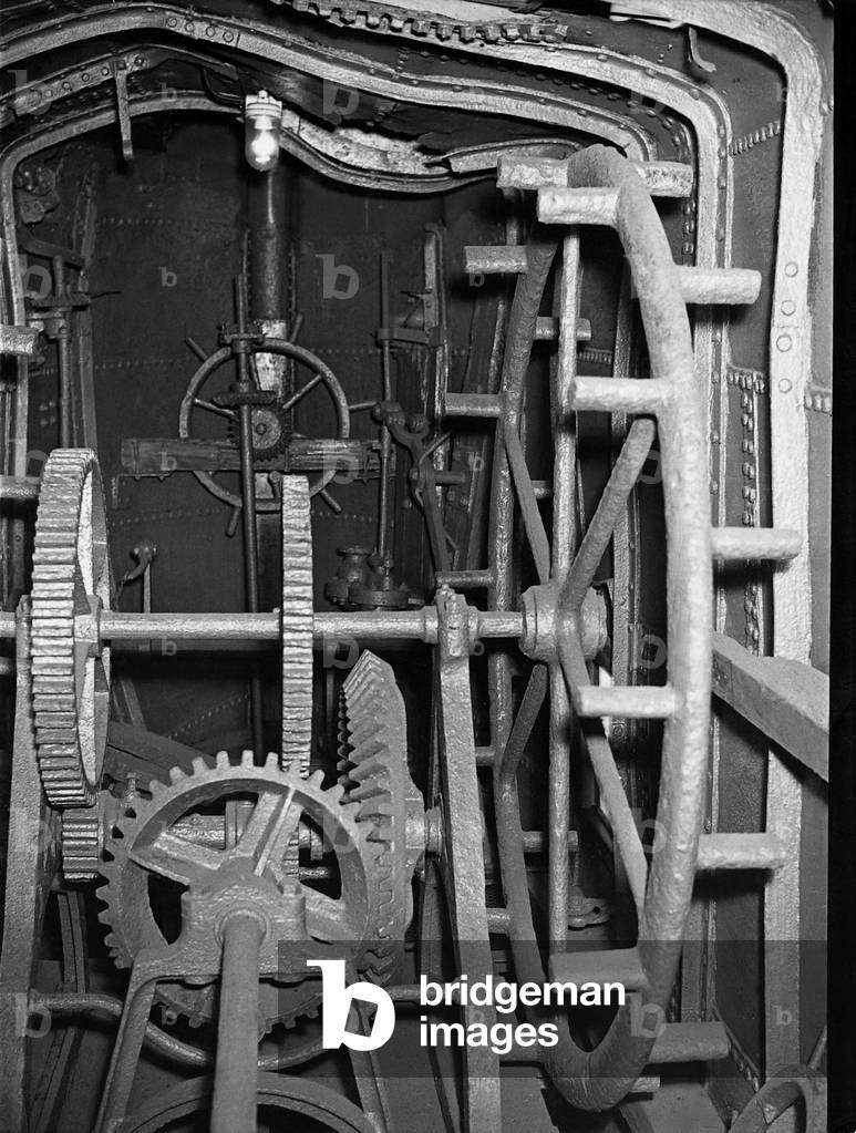 Interior view of the fire diver by Wilhelm Bauer (b/w photo)