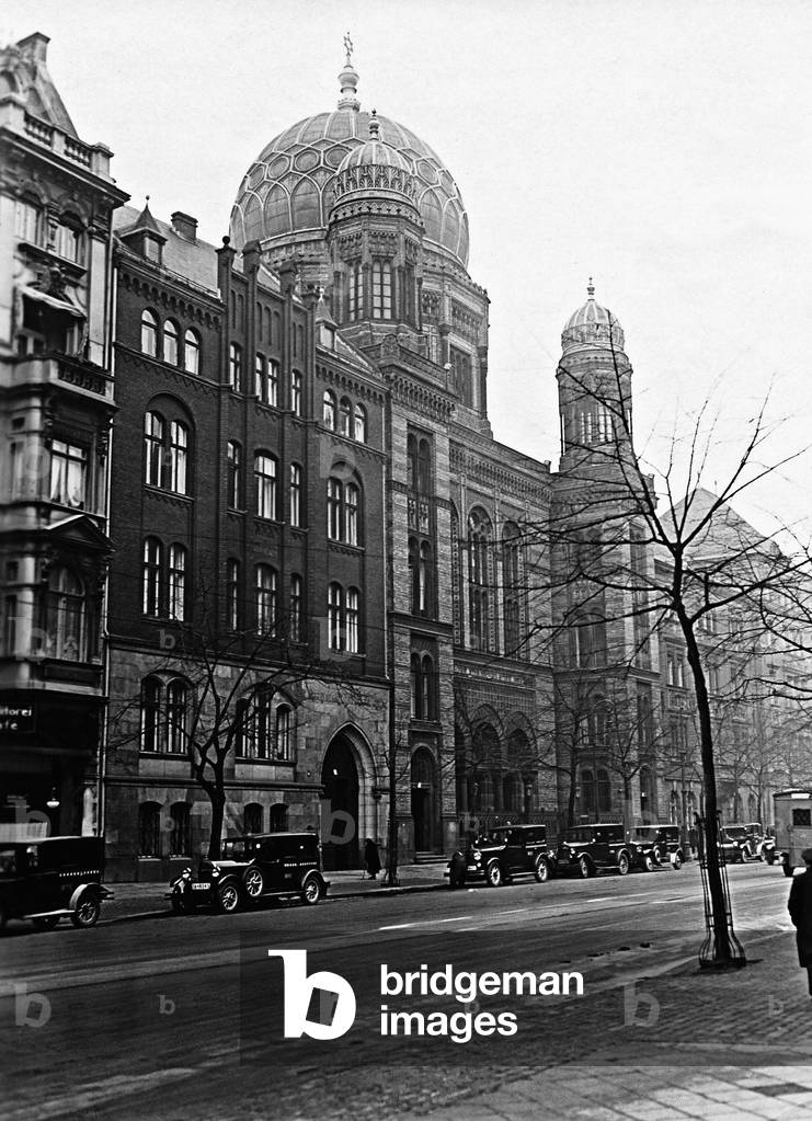 Jewish Synagogue in Berlin, 1929 (b/w photo)