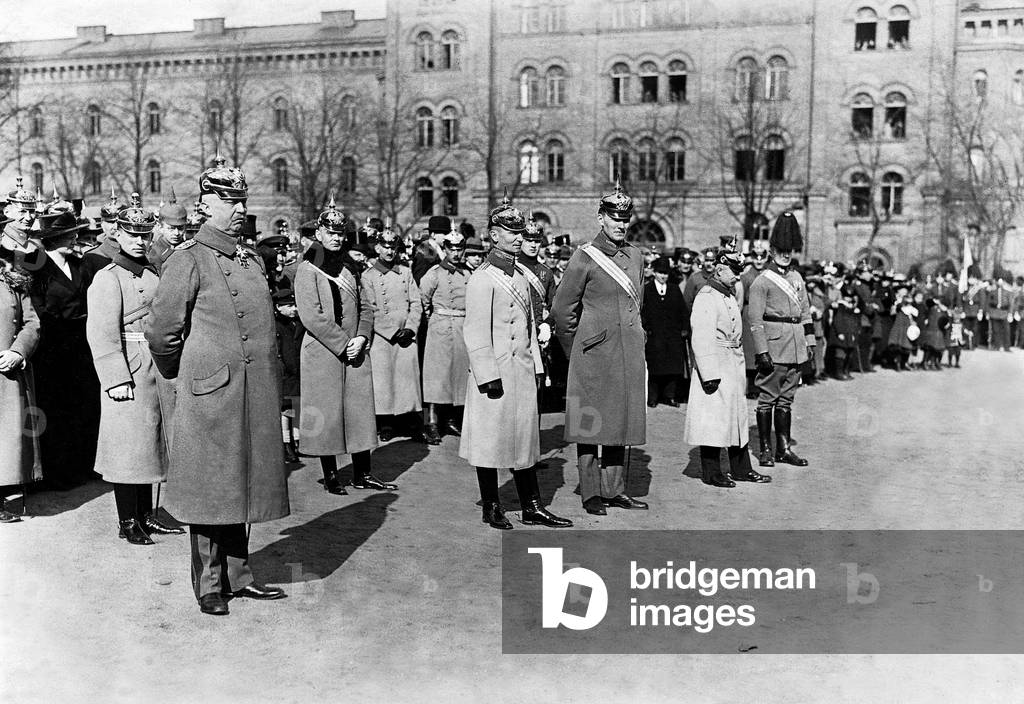 Erich Ludendorff at the dissolution of the Main Military Academy Gross-Lichterfelde, 1920 (b/w photo)