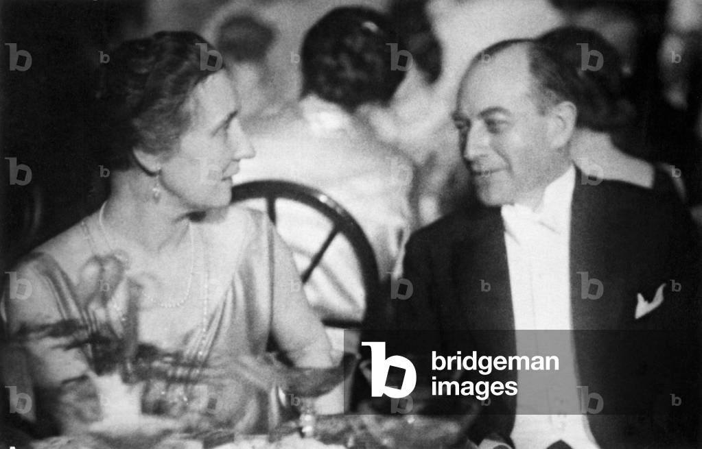 Julius Curtius with his wife (b/w photo)
