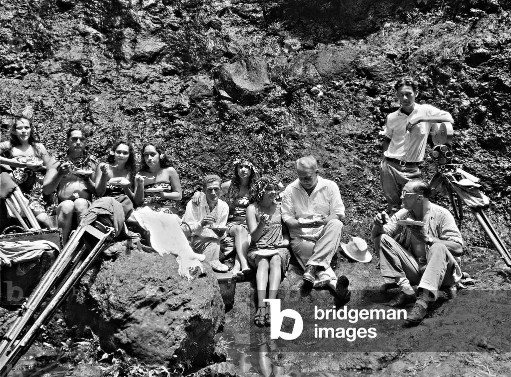Robert Flaherty and Woodbridge Strong van Dyke during the filming of 'White Shadows in the South Seas' (b/w photo)