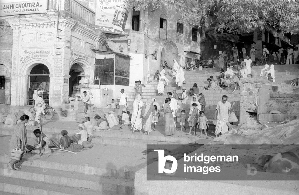 Benares, 1966 (b/w photo)