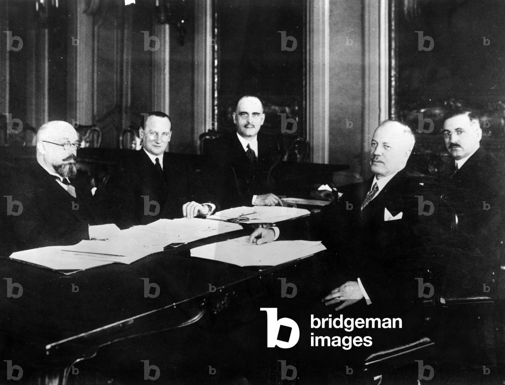 Meeting of the Government Commission of Saarbruecken, 1934 (b/w photo)