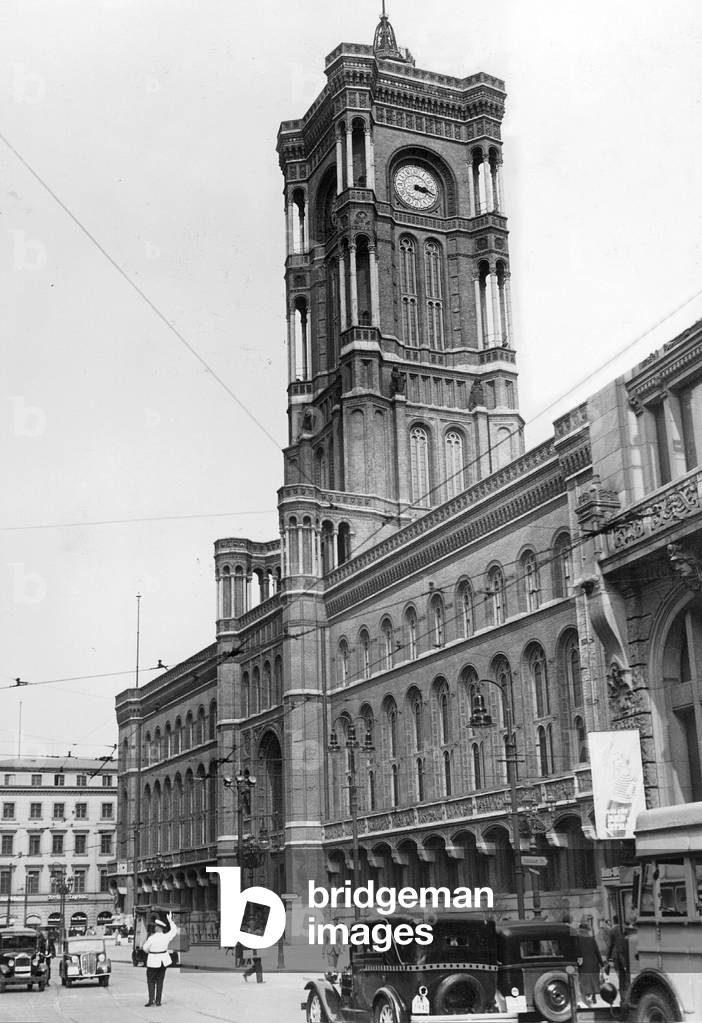 Rotes Rathaus in Berlin, 1937 (b/w photo)