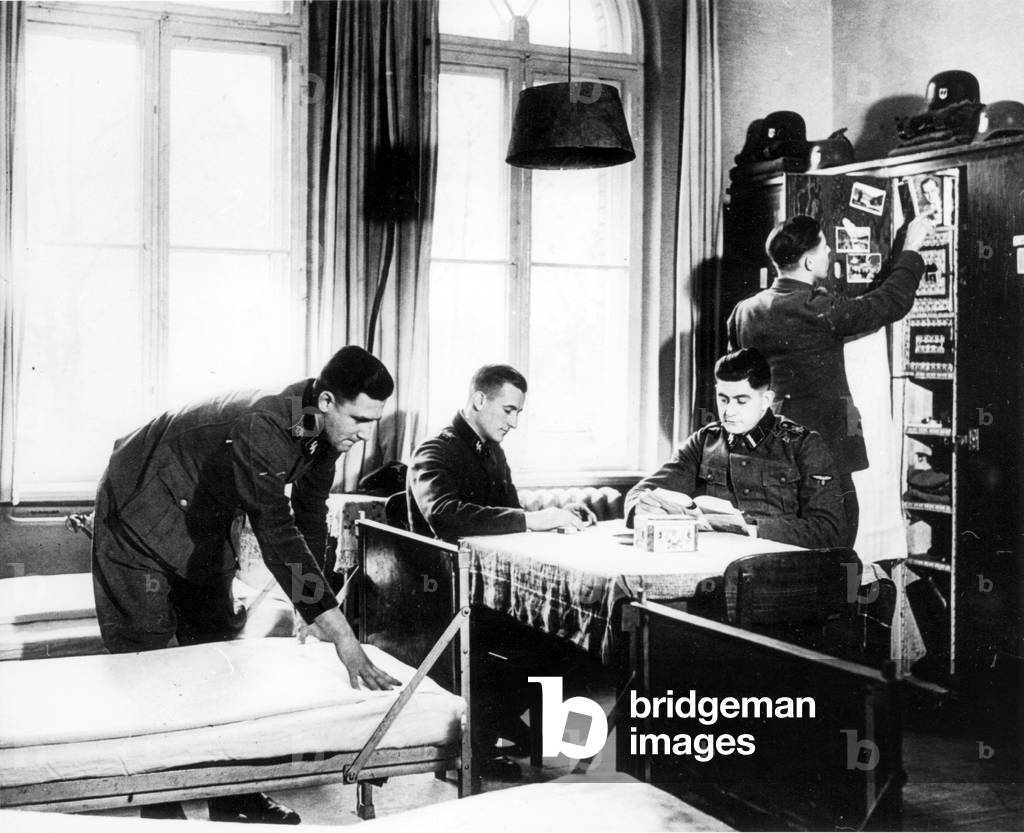 Room of the SS Bodyguard Regiment 'Adolf Hitler', 1938 (b/w photo)
