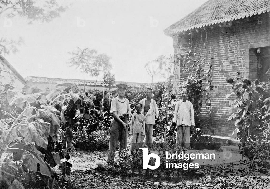 The first German hospital in Jiaozhou (b/w photo)