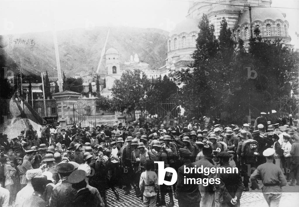 German troops in Tbilisi, 1918 (b/w photo)
