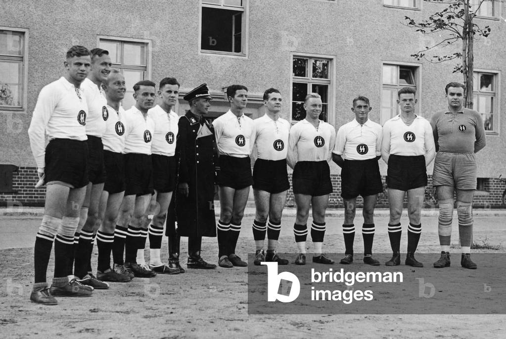 Football team of the SS, 1936 (b/w photo)