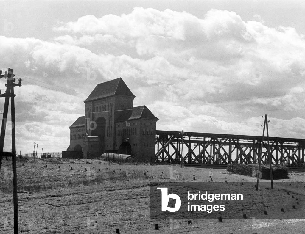 The Vistula Bridge at Dirschau, 1939