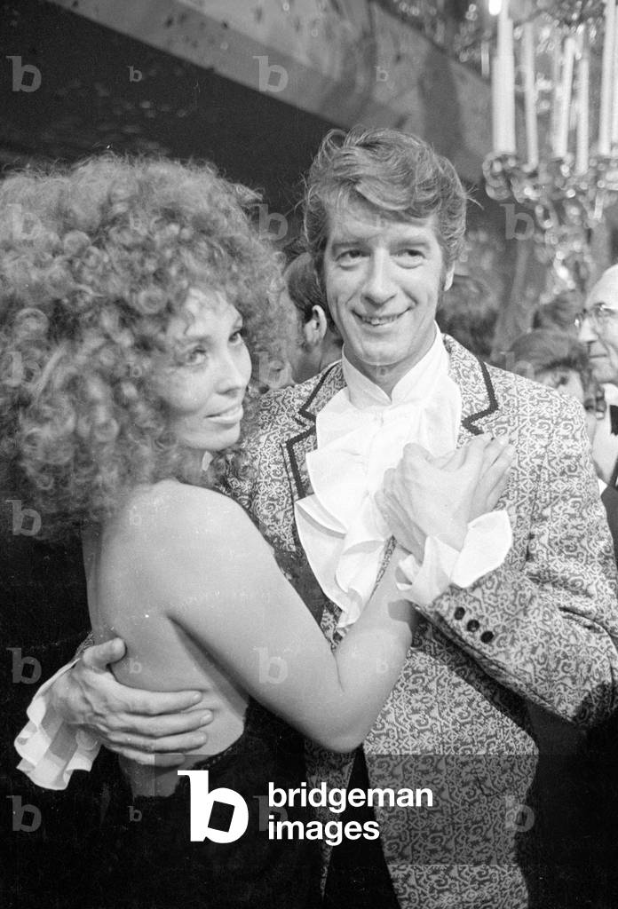 Rudi Carrell with wife at the Film Ball Munich, 1971 (b/w photo)