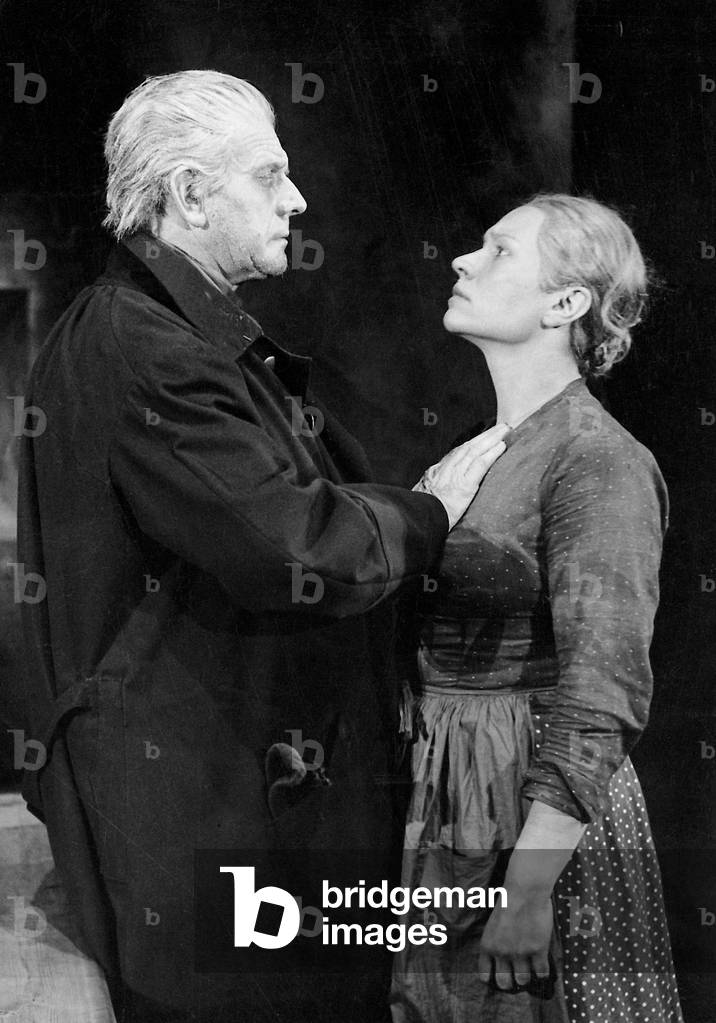 Friedrich Kayssler and Maria Koppenhoefer in 'Human from Earth Made', 1933 (b/w photo)