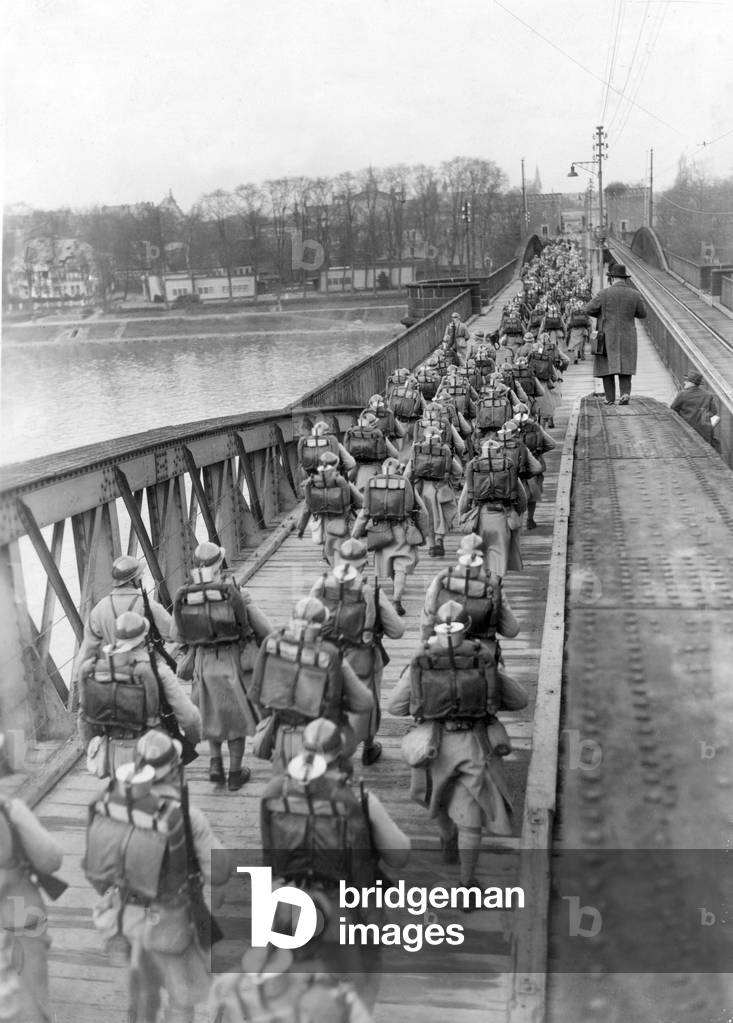 Withdrawal of the last French occupation troops from Koblenz, 1929