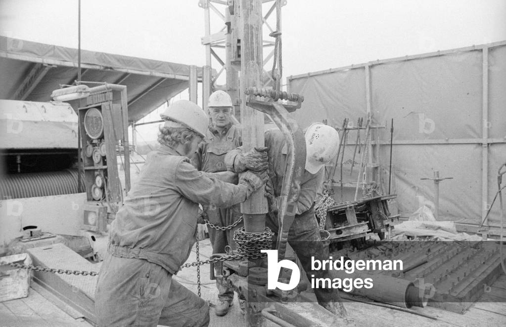 Natural gas drilling near Miesbach, 1974 (b/w photo)