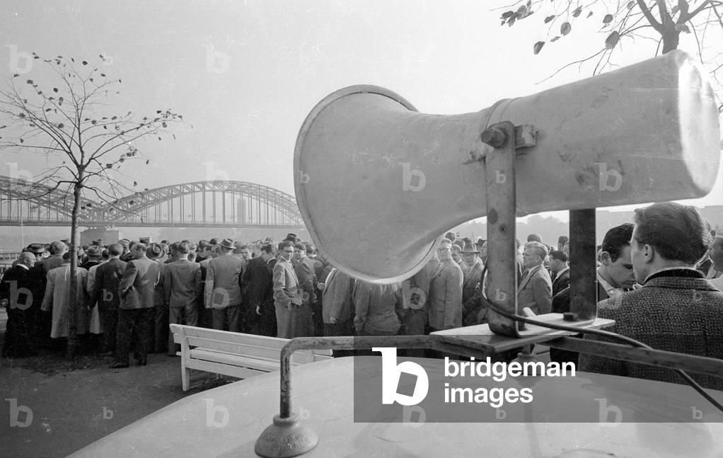 Miners on their way to the demonstration in Bonn by ship, 1959 (b/w photo)