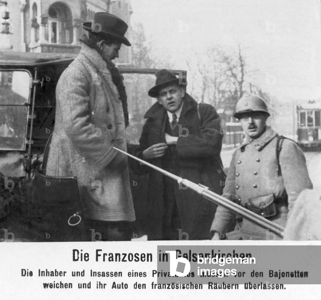 French soldiers confiscate a car in the Ruhr area, 1923