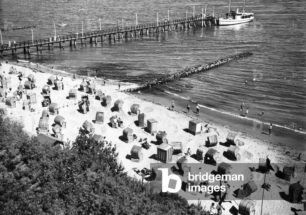 Lido of Kaserow on Usedom, 1934 (b/w photo)