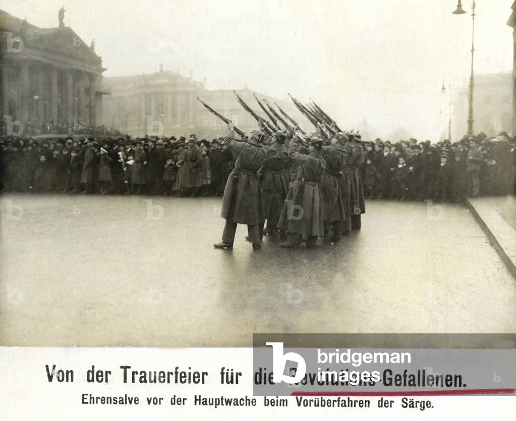 Salute for the victims of the November Revolution, 1918