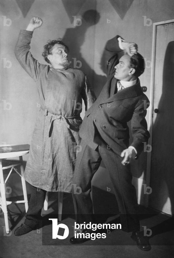 Paul Wegener and Lothar Muethel in 'The thought', 1926 (b/w photo)
