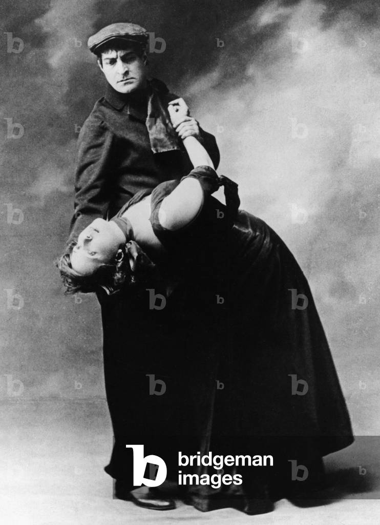 Minstinguett, 1908 (b/w photo)