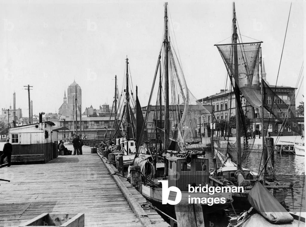 Harbour of Stralsund, 1937 (b/w photo)