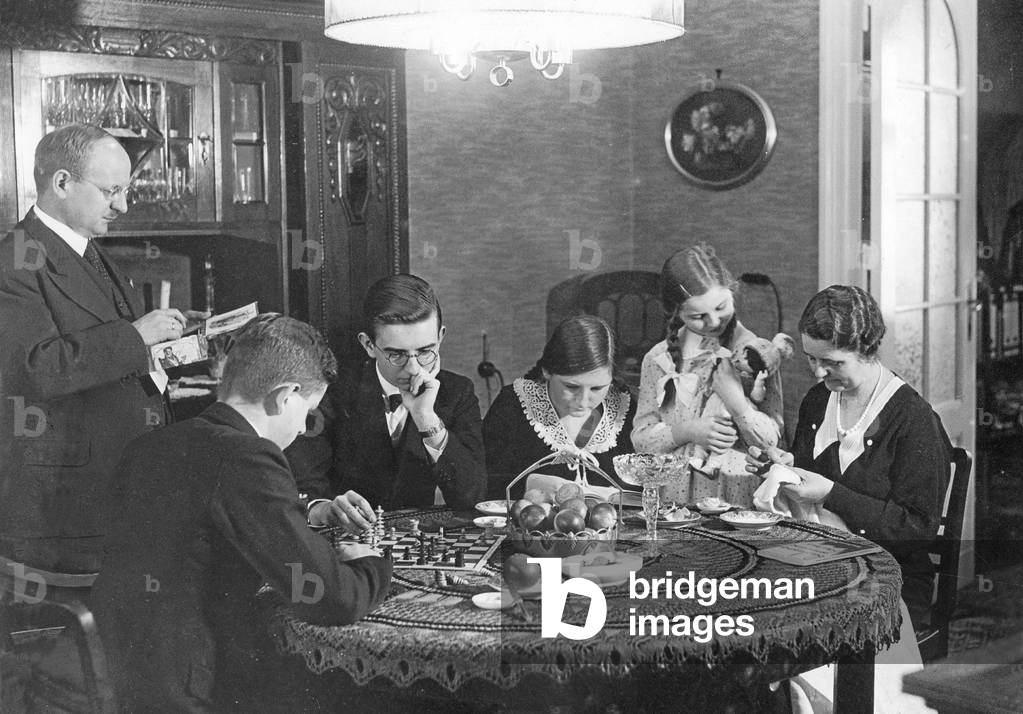 Family, 1935 (b/w photo)