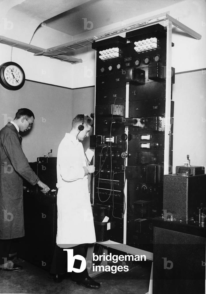 Image telegraphs station, 1930 (b/w photo)