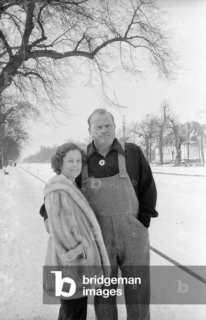 Dan Blocker with wife, 1971 (b/w photo)