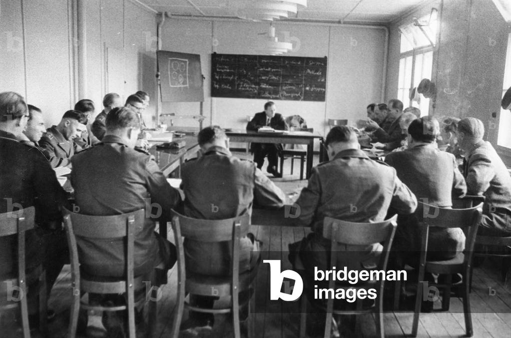 Training at the Bundeswehr in Andernach, 1955 (b/w photo)