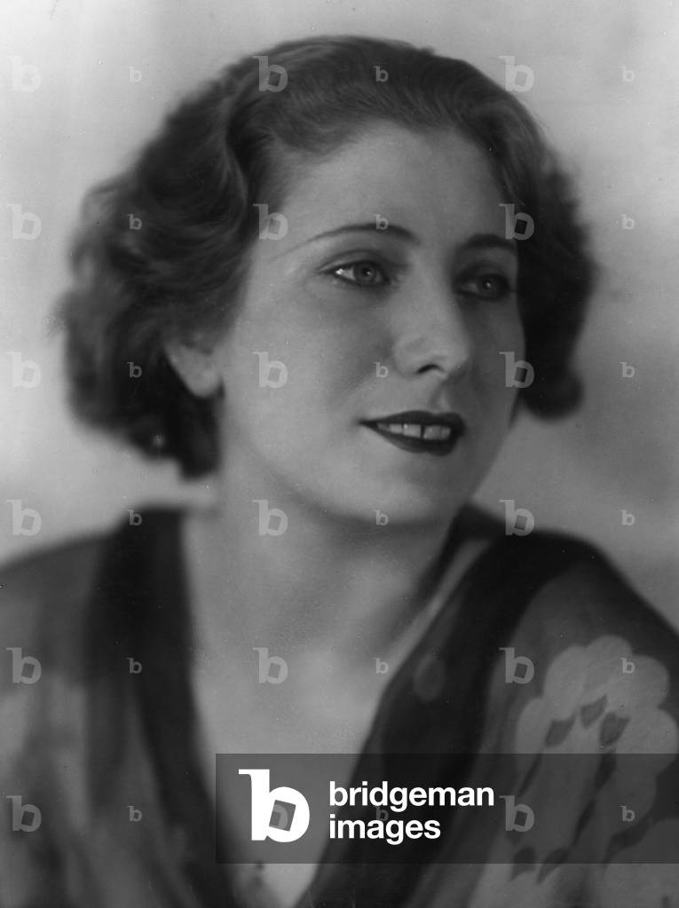 Portrait of a woman, 1935 (b/w photo)
