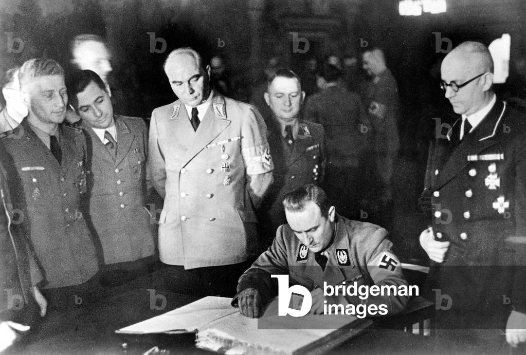 Axmann, Greiser, Scheffler, Buechau in Poznan (b/w photo)