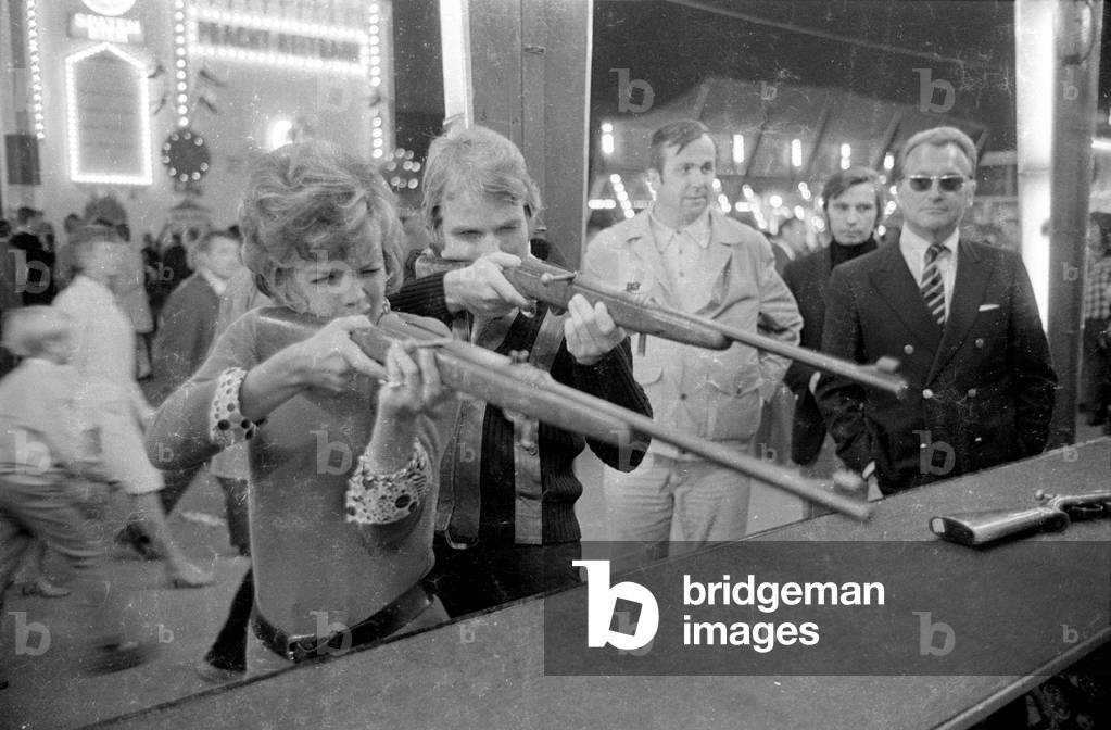 Uschi Glas and Fritz Wepper at the Munich Oktoberfest, 1970 (b/w photo)