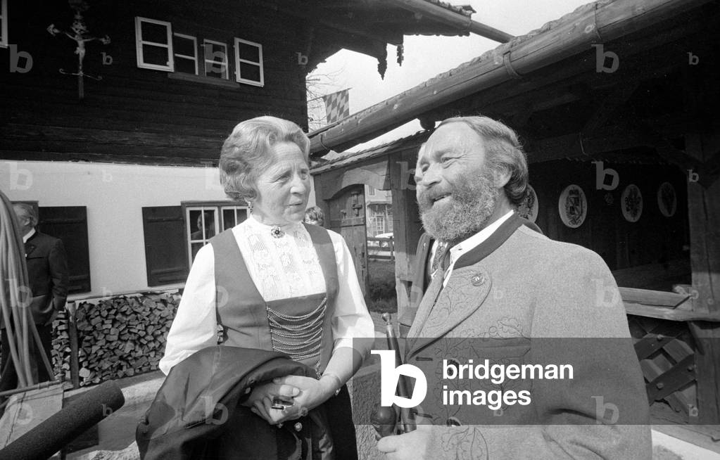 Tosso Herz and Gertrud Goppel at Hilgerhof, 1974 (b/w photo)